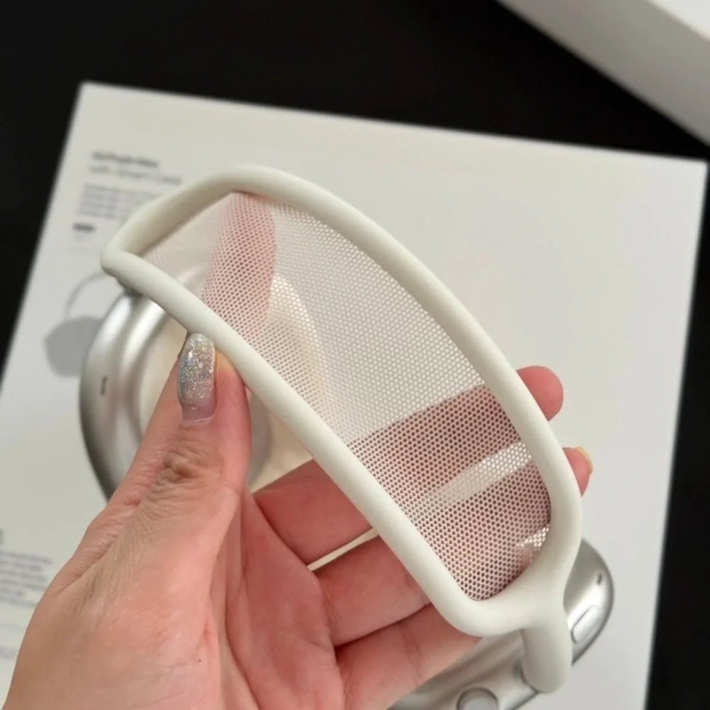 AirPods Max 2 - Starlight - Picture 6 of 6